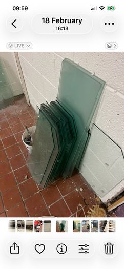 Plate glass shelves