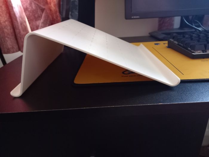 Computer /tablet ikea stand