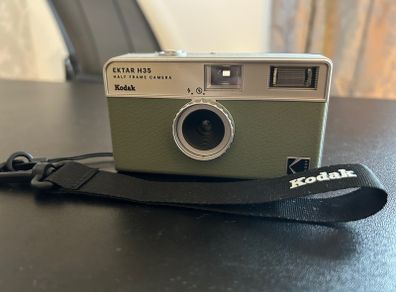 Kodak Ektar H35 Half Frame Camera