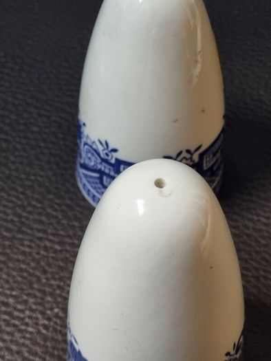 Churchill Blue Willow Salt   Shakers