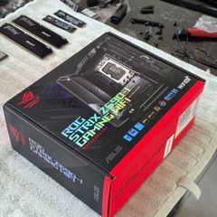 Asus ROG Z690-i ITX Motherboard