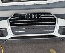 Audi Q7 Front Bumper and wing
