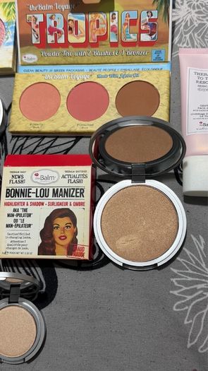 The balm blush palette palette viral highlighters new