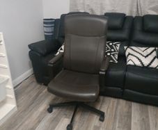 Computer chair
