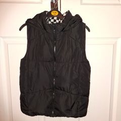 Dunnes girls gilet, size 9/10 yo
