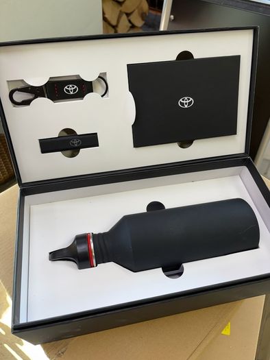 Toyota Accessory Set