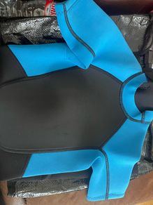 Child's wetsuit age 5-6 yrs