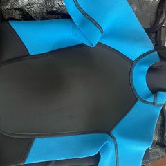 Child's wetsuit age 5-6 yrs
