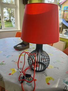 Table lamp