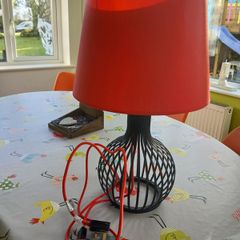 Table lamp
