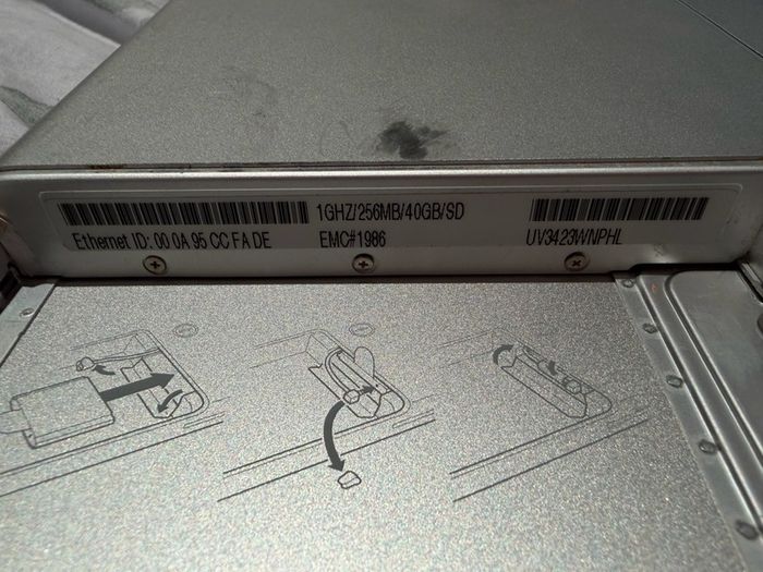 Classic Apple PowerBook G4