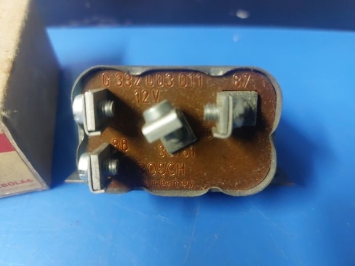 Bosch 12v relay