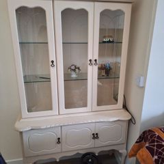 Solid wood display cabinet