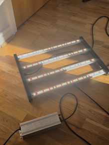 Tbwtek 240w Led Grow Light Like New