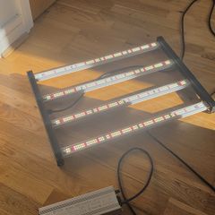 Tbwtek 240w Led Grow Light Like New