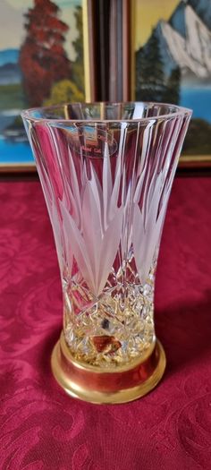 Vintage Killarney Crystal Cut Crystal Glass 8 Inch Tall Octagonal Large Flared Shaped Vase With 24 carat Gold Finishing Round Base Made In Ireland