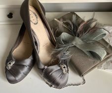 Mother of the Bride/Groom/Shoes Bag and Fascinator