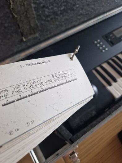 Korg M1 (x2)