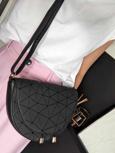 Black Handbag - BRAND NEW