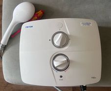 Triton T90sr Shower