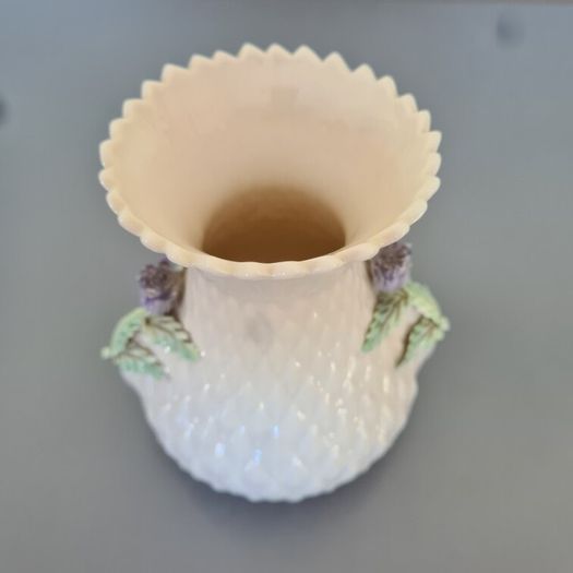 Vase Belleek Purple THISTLE