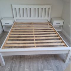Beautiful White 4Ft 6 Double Wooden Bed Frame - Can Deliver