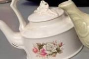 Tea pot