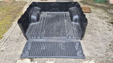 Toyota Hilux Bed Liner