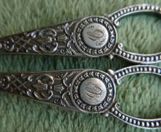 Silver or Silver Plated Victorian Grape Scissors in a floral etched Pattern (no stamps)