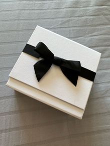 Pandora gift box