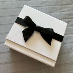 Pandora gift box