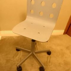 Children's Desk Chair