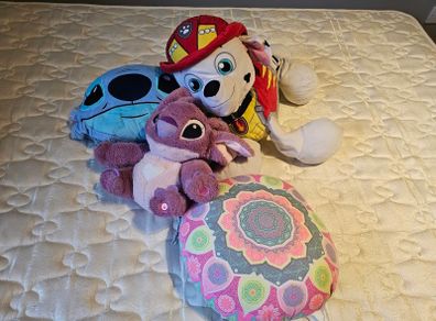 Plush toys