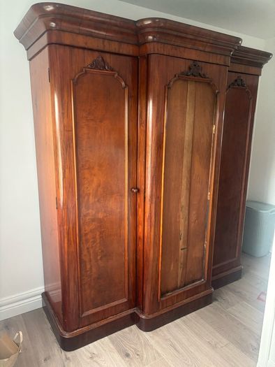 Stunning Antique Victorian Mahogany Triple Wardrobe