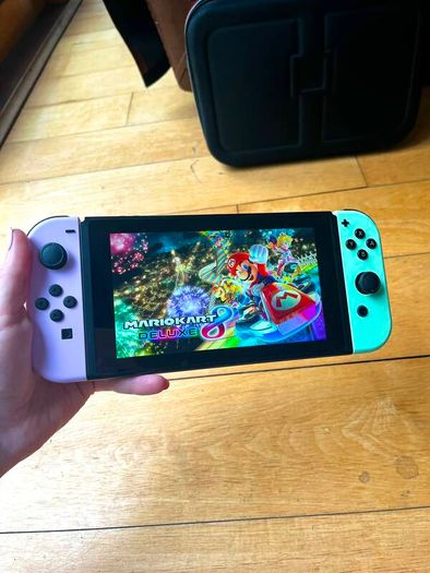 Nintendo Switch, Docks, Accessories and game
