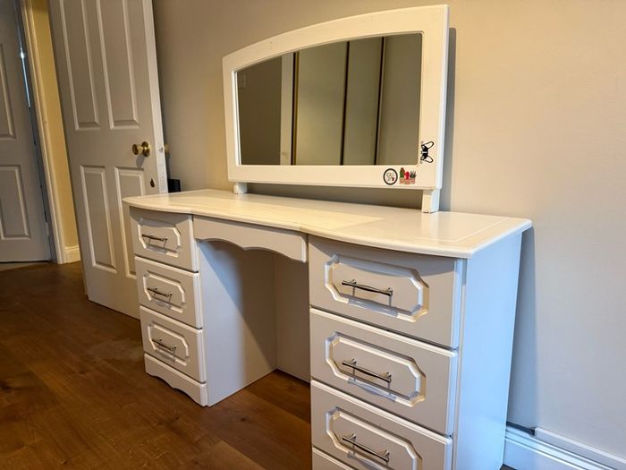 Vanity Table