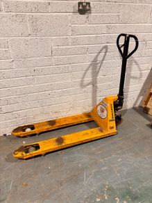 pallet truck