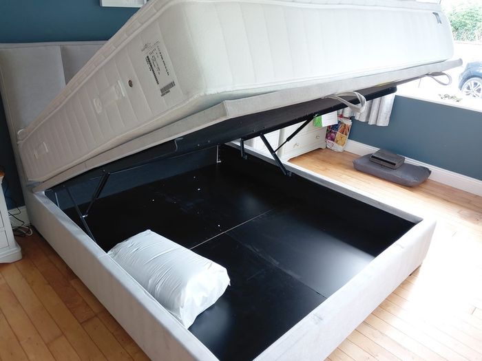 Super king storage bed and mattress