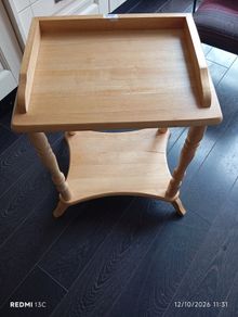 side oak table ,   2 tier