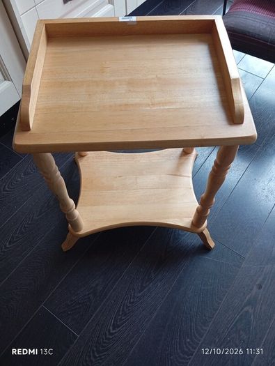 side oak table ,   2 tier