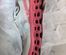 trainers ON Cloudmonster 3