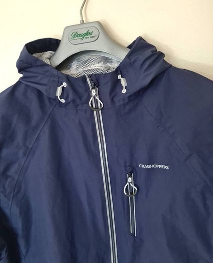 Craghoppers aquadry jacket Size 18 Navy in like new condition