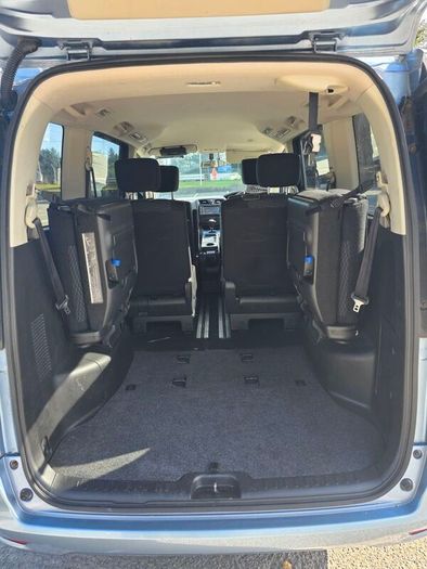 2013 Nissan Serena