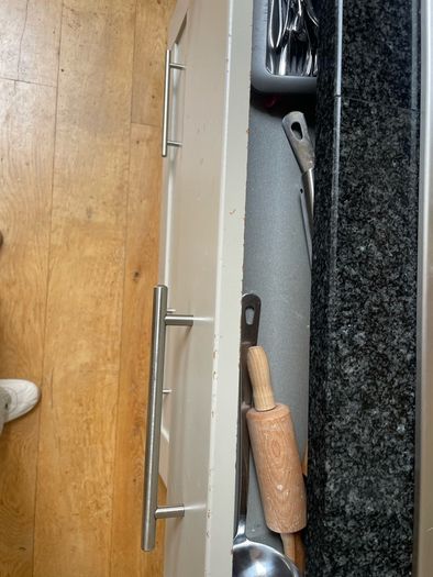 Solid timber shaker kitchen doors and drawers