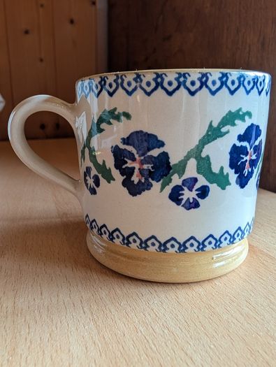 Nicholas Mosse small Pansy cup