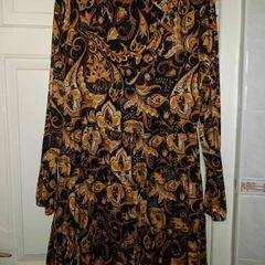Dress Joe Browns