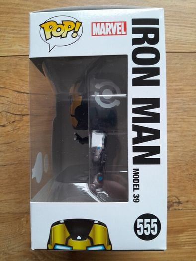 Funko Marvel: Iron Man Bundle