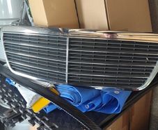 Mercedes W210 Grille