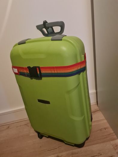 Travel Crom Hard Shell Spinner Suitcase