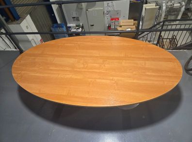 Table large